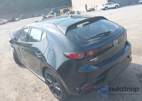 2019 Mazda Mazda3 Hatchback Premium Package z USA, uszkodzony, nr VIN JM1BPBNM4K1123132